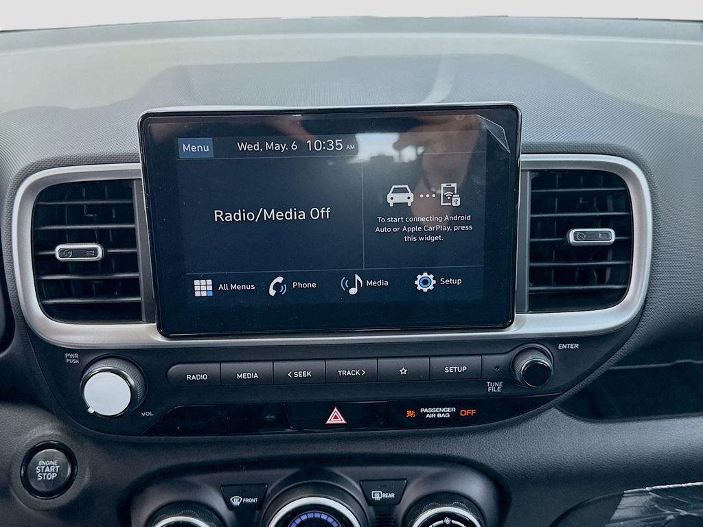 New 2026 Onyx Black Hyundai SEL image 10