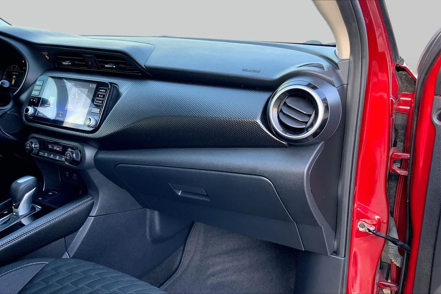 Used 2021 Scarlet Ember Tintcoat/Super Black Nissan SV image 19