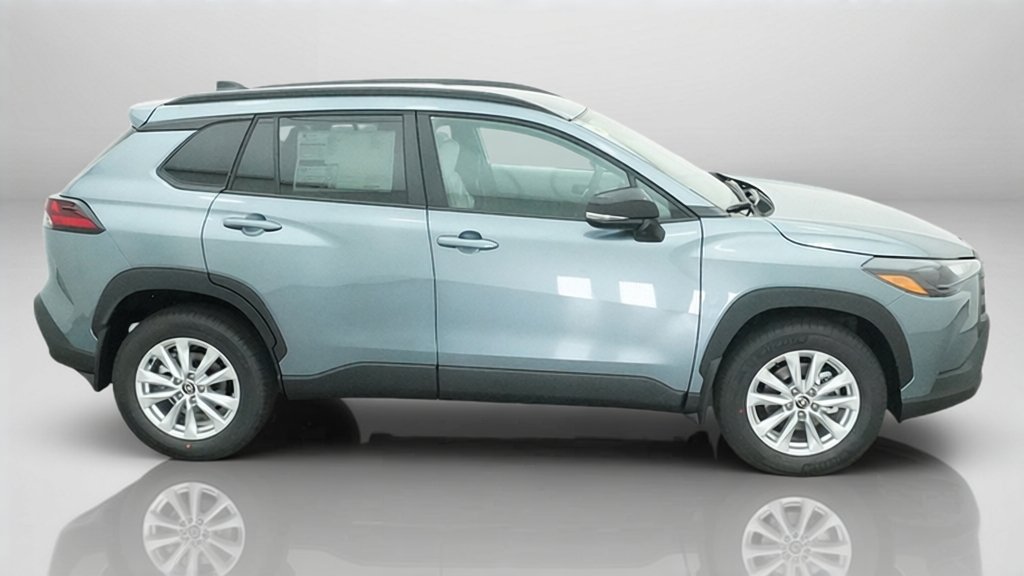 New 2026  Toyota LE image 7