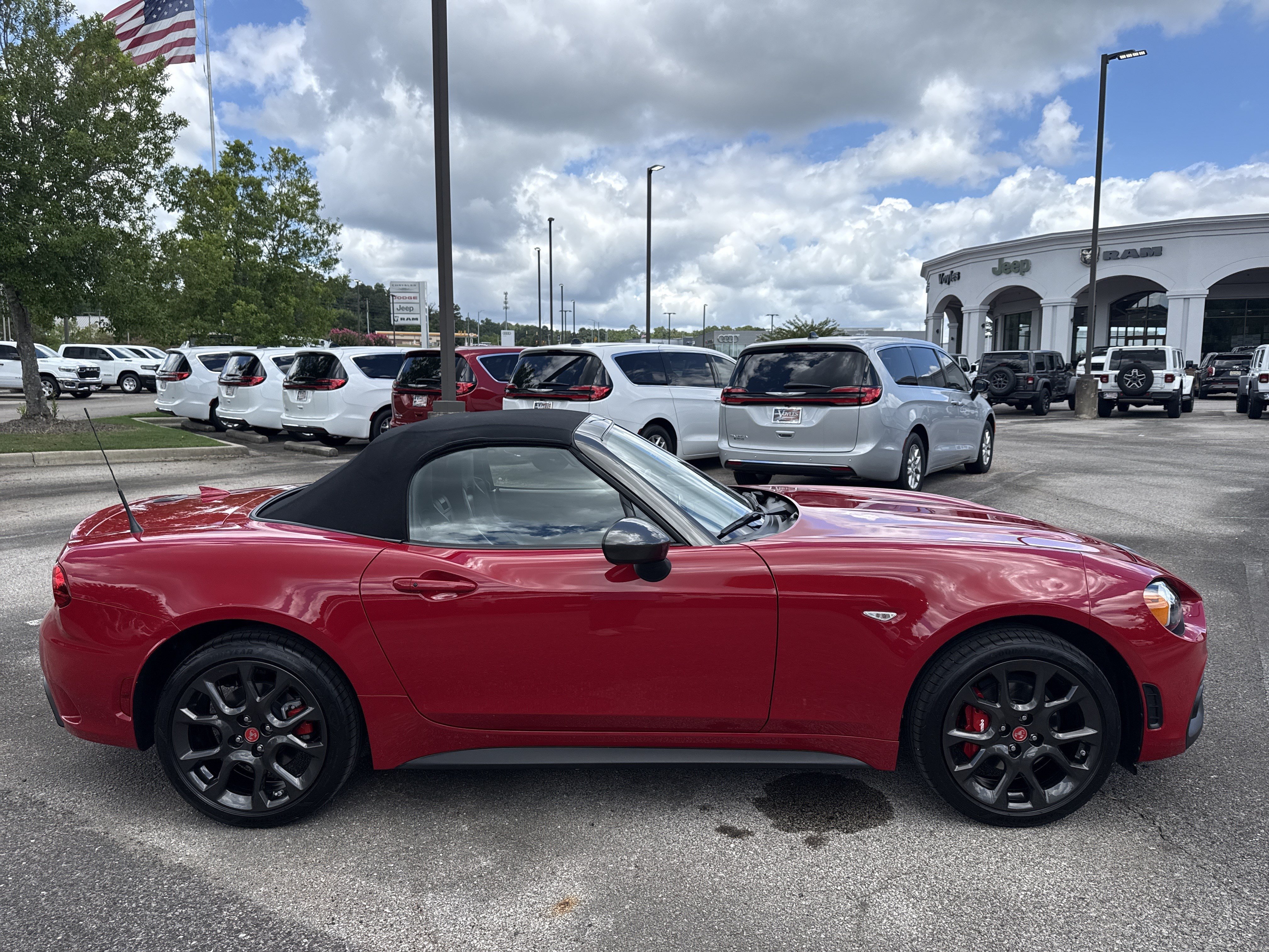 Used 2020 Hypnotique Red FIAT Abarth image 8