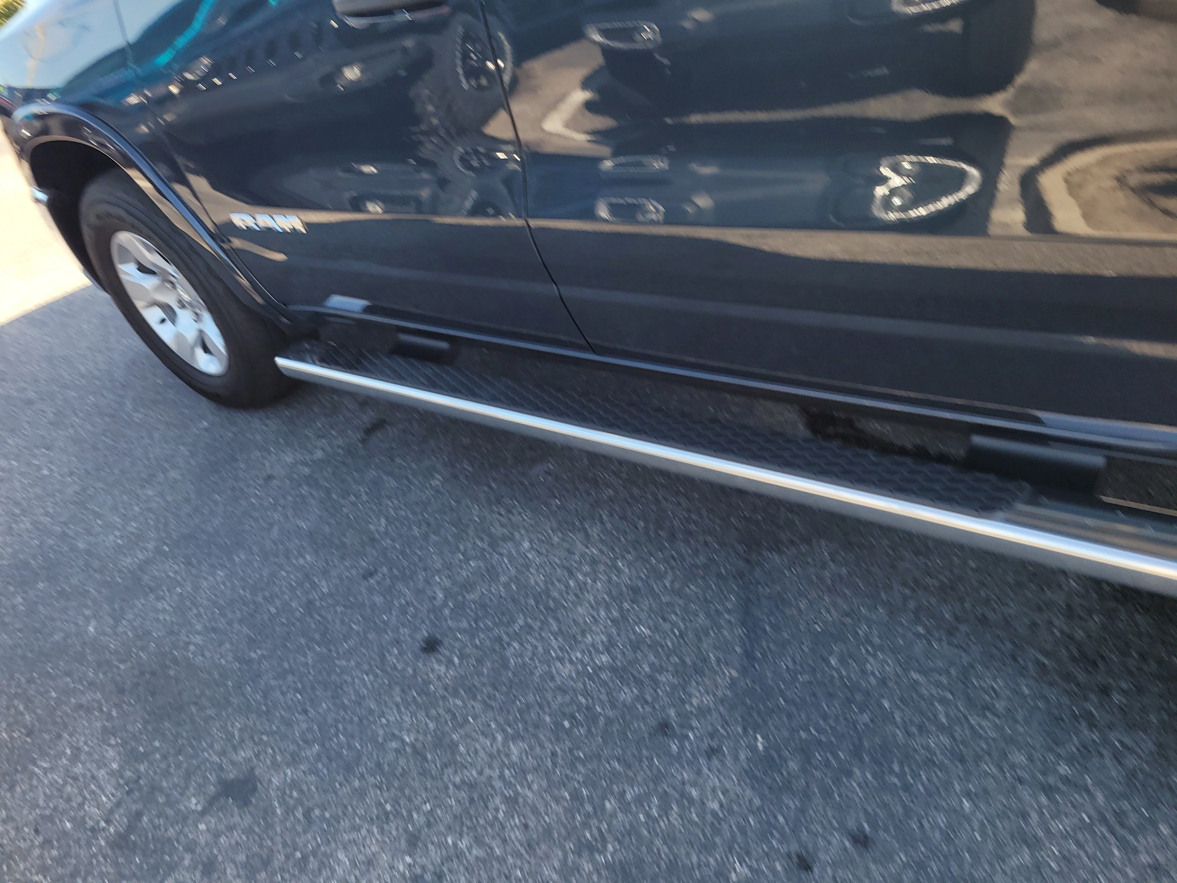 Used 2025 Forged Blue Metallic Ram Big Horn image 9