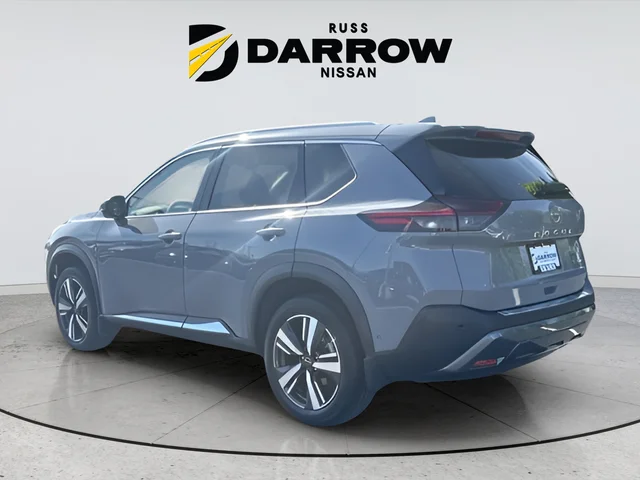 Used 2023 Gray Nissan SL image 3
