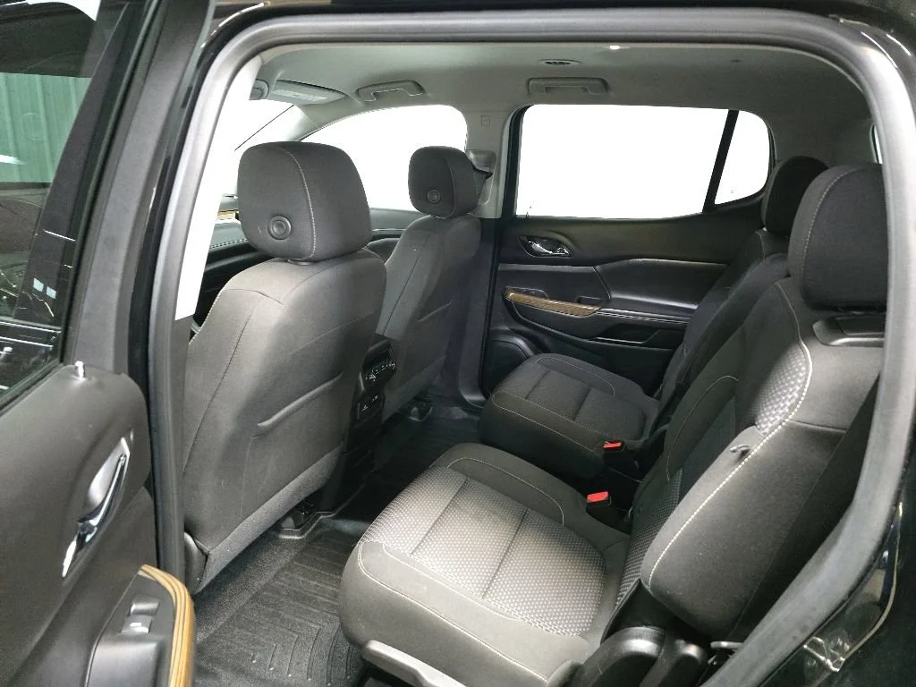 Used 2023 Ebony Twilight Metallic GMC SLE image 30