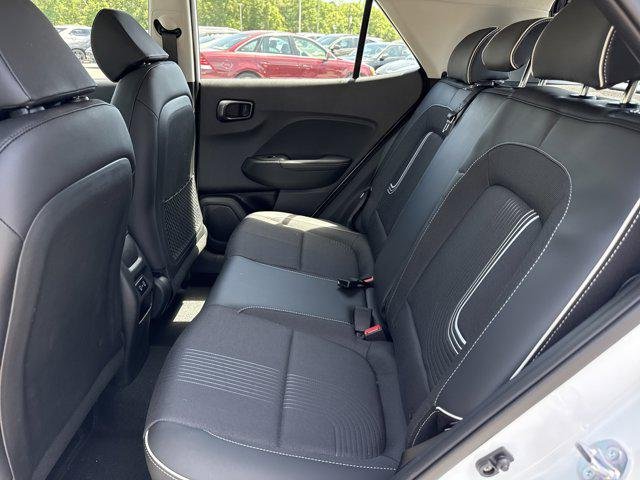 New 2026 Lunar White w/Black Roof Hyundai SEL w/Two-Tone Roof image 12