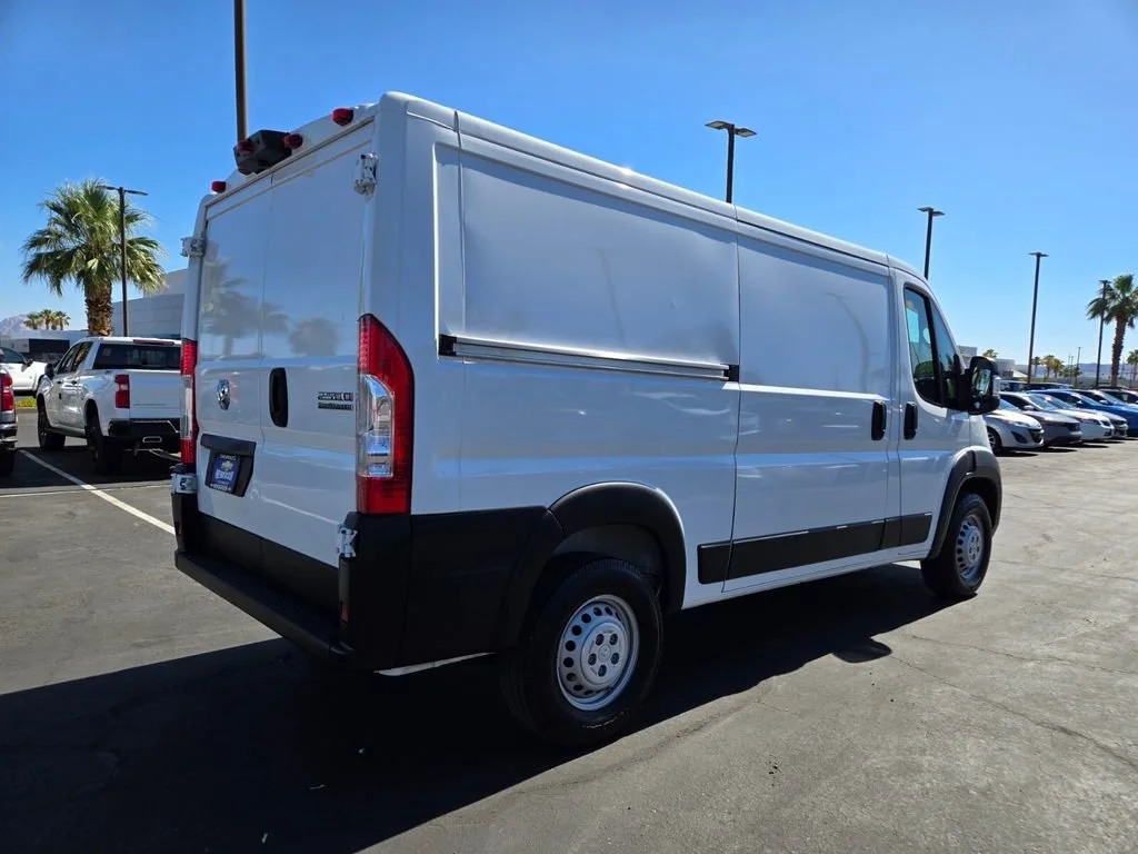 Used 2025 Bright White Clea Ram Tradesman image 6