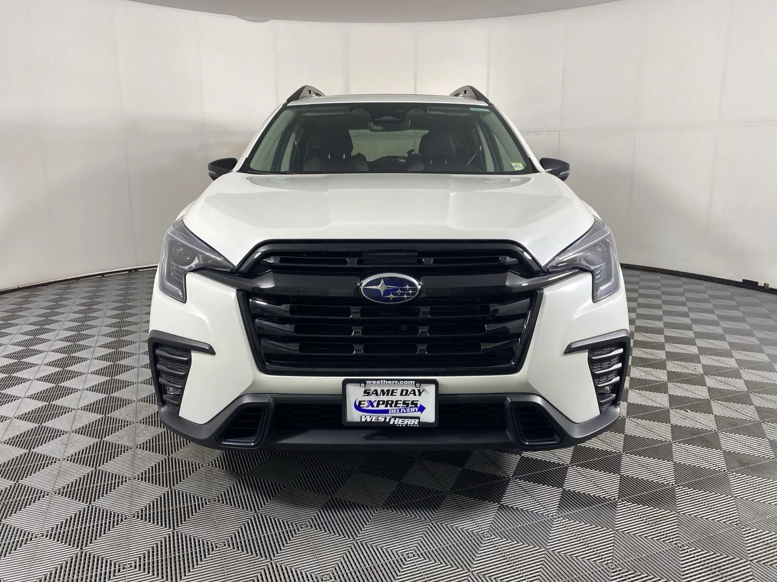 Used 2023 Crystal White Pearl Subaru Onyx Edition image 2