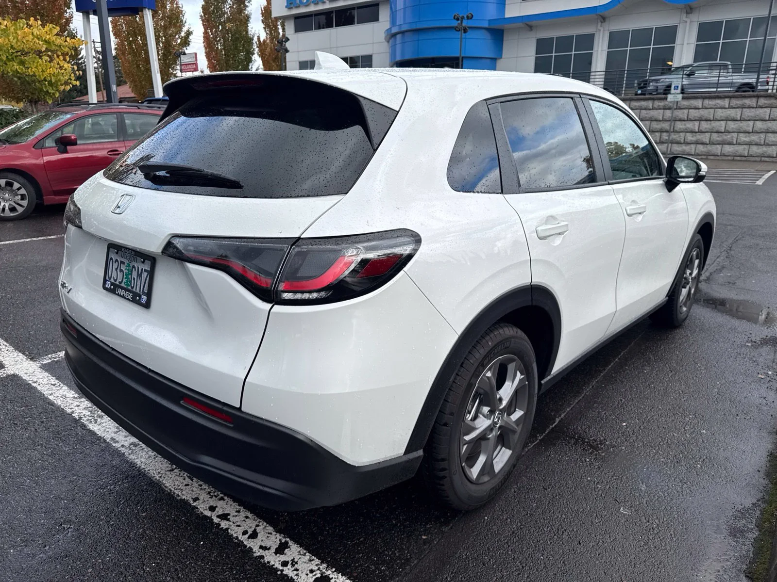Used 2026 Platinum White Pearl Honda LX image 5