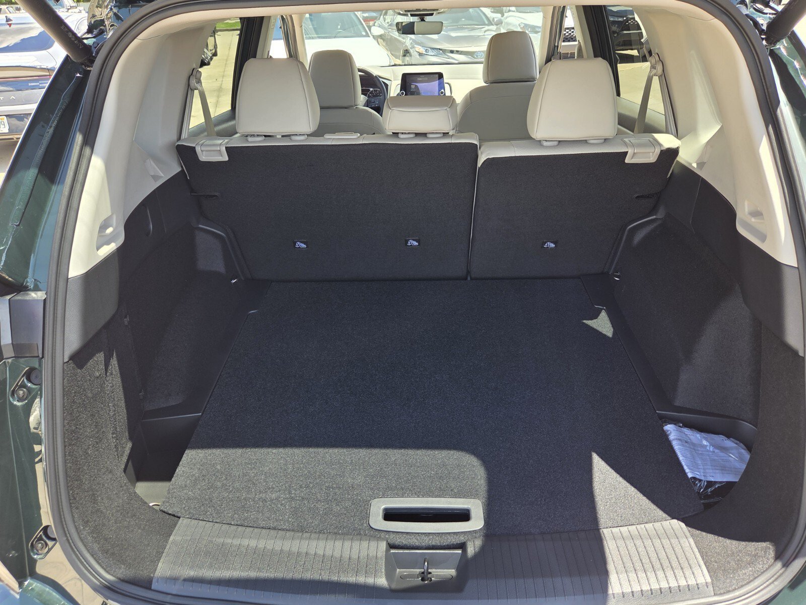 Used 2026 Obsidian Green Nissan Dark Armor image 8