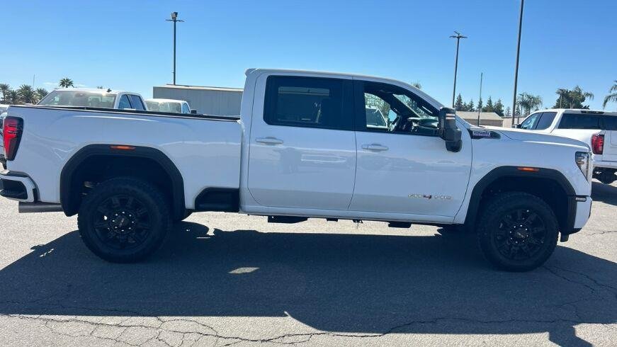 2026 GMC Sierra 2500HD AT4 - Photo 6