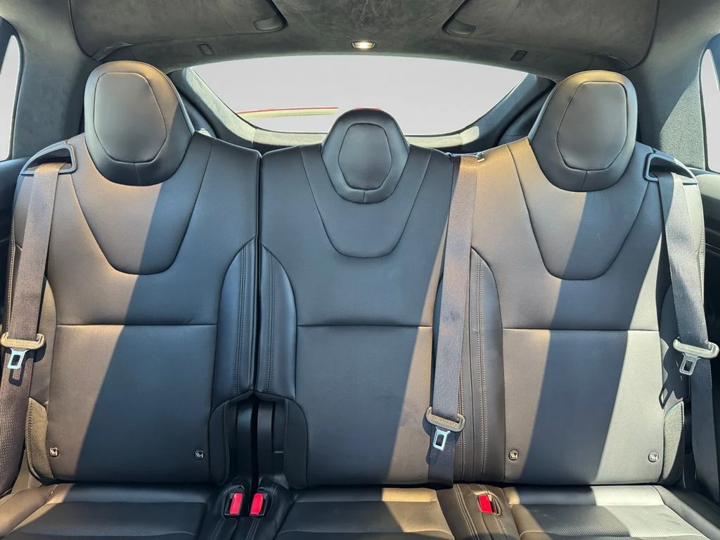 Used 2023  Tesla Base image 16