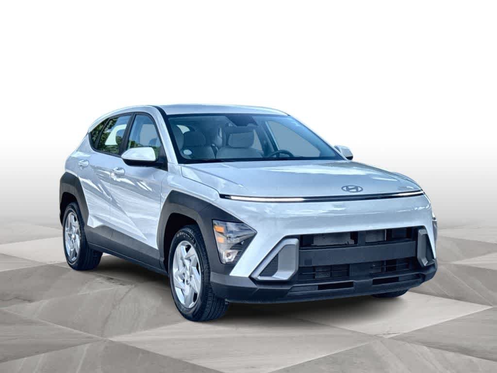 Used 2024 Hyundai Kona SE with VIN KM8HA3ABXRU047006 for sale in Doral, FL