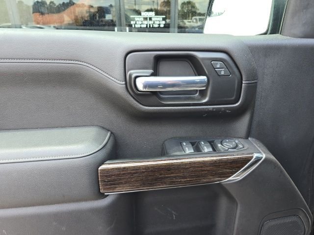 Used 2021 Black GMC Elevation image 8