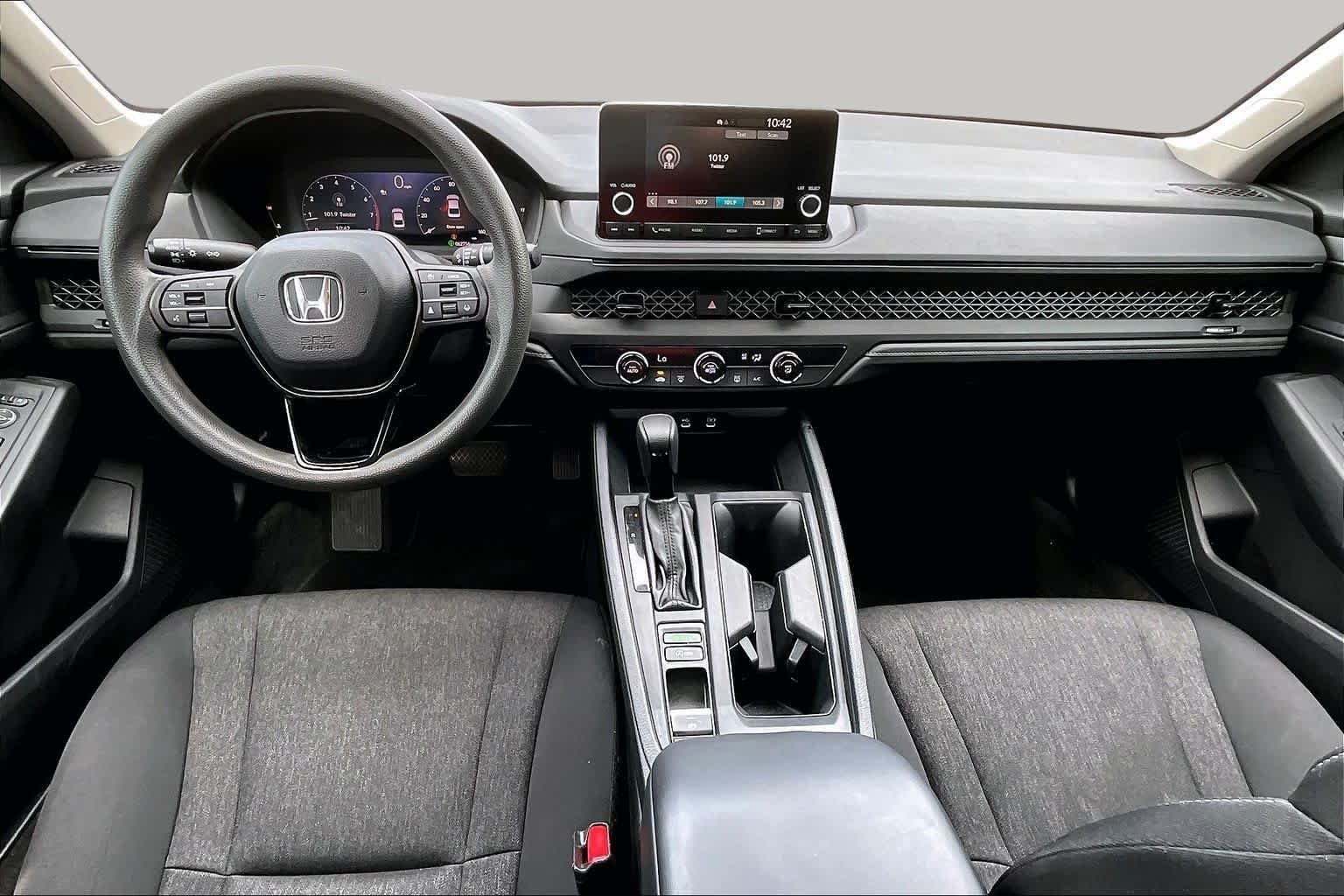 Used 2023 Meteorite Gray Metallic Honda LX image 13