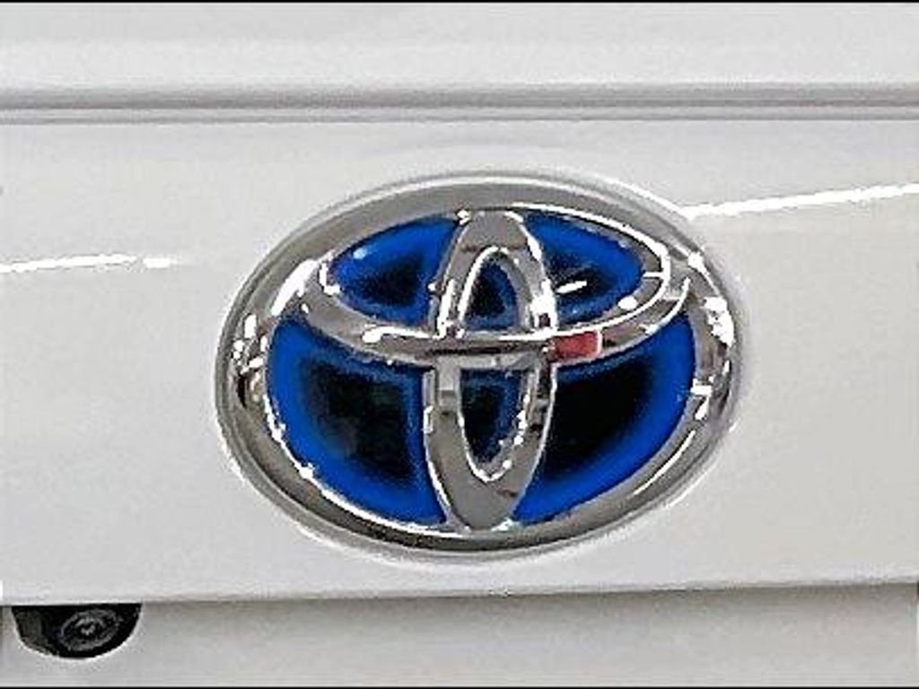 Certified Used 2023 White Toyota SE image 28