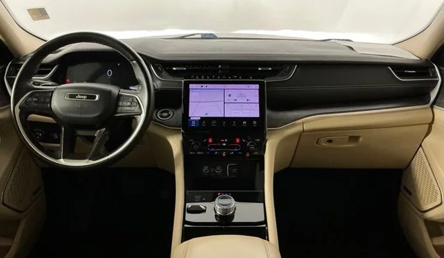 Used 2021 Velvet Jeep Limited image 20