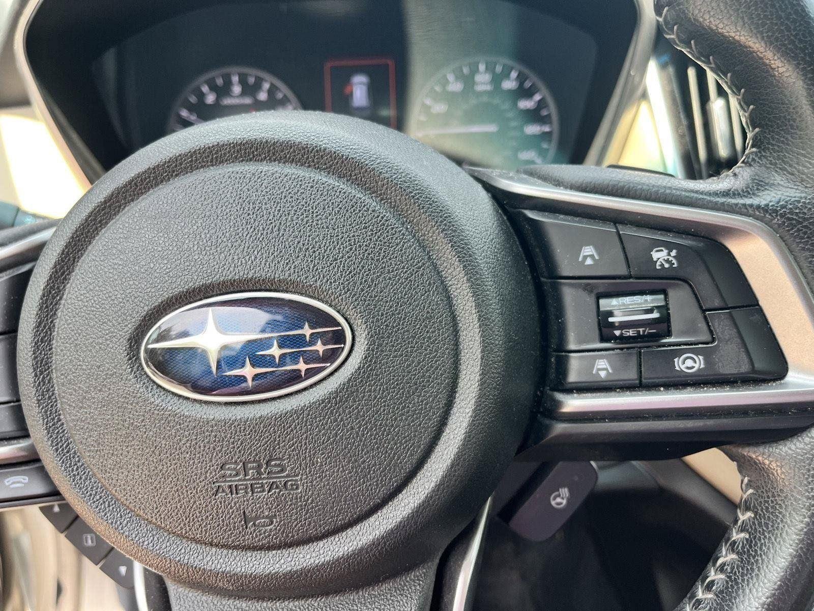 Used 2022 Crystal White Pearl Subaru Limited image 27