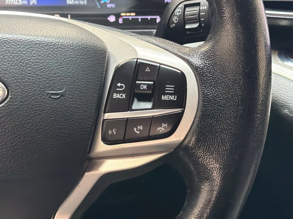 Used 2021 Agate Black Metallic Ford XLT image 21