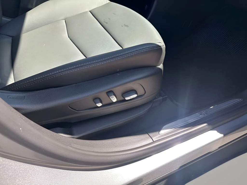 New 2026 Silver Cadillac Premium Luxury image 20