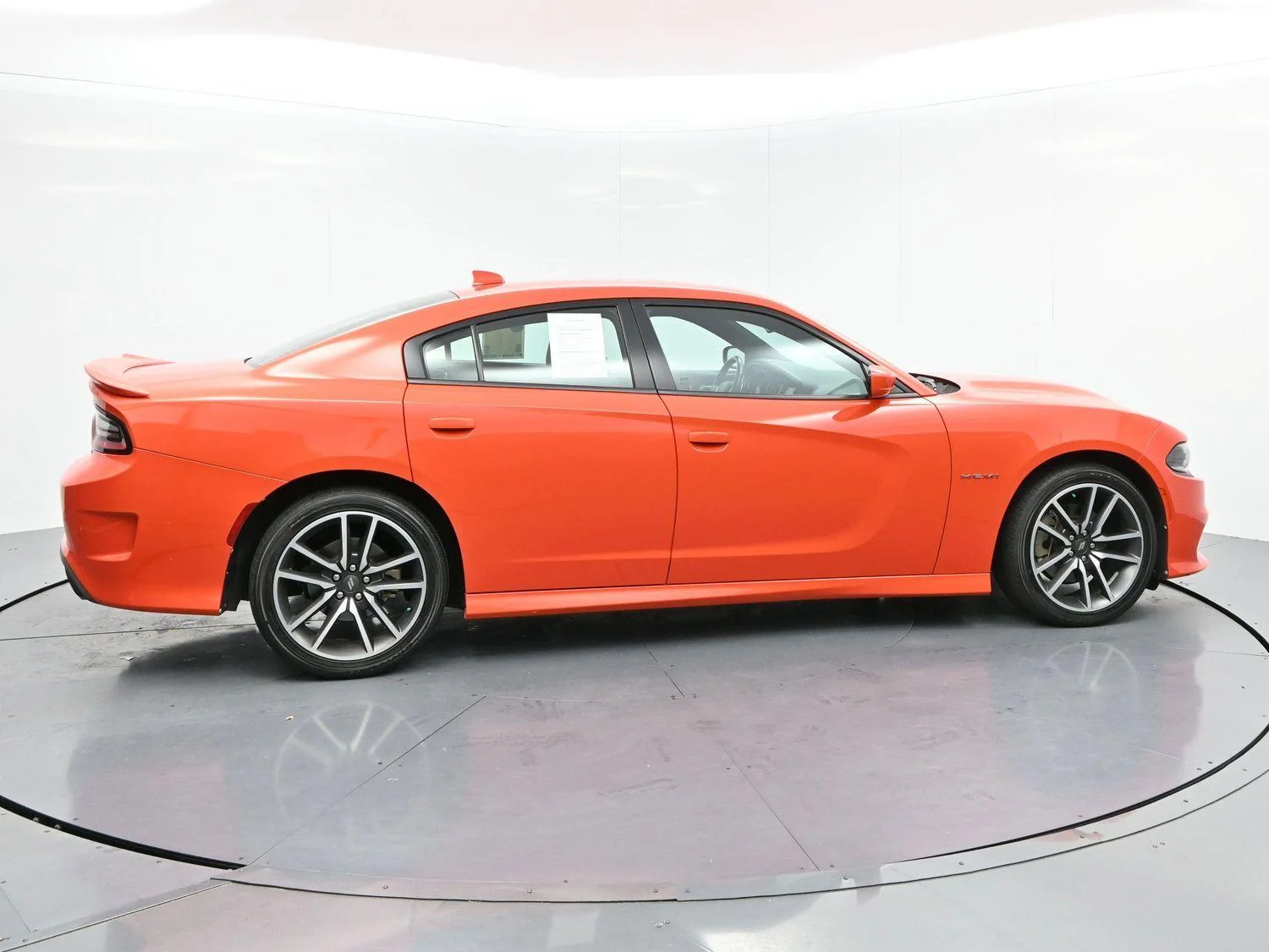 Used 2021 Go Mango Dodge R/T image 8