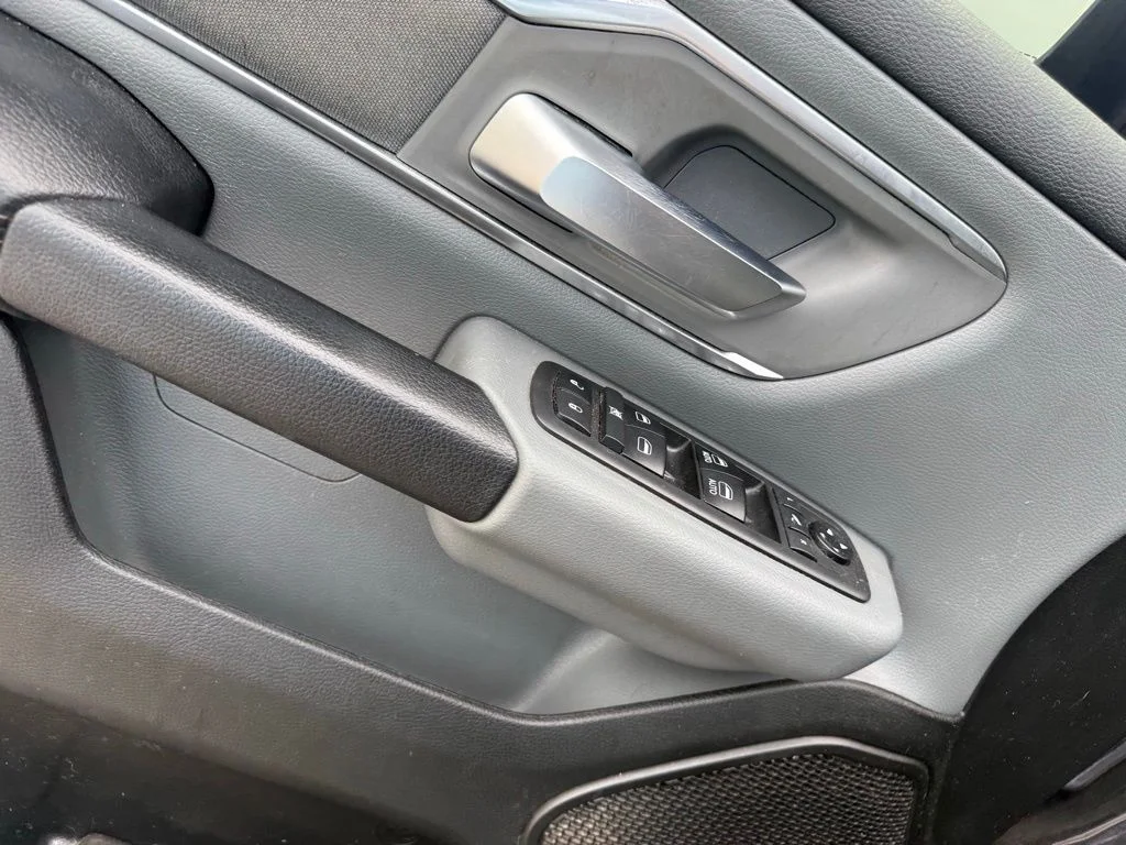 Used 2019 Gray Ram Big Horn/Lone Star image 8