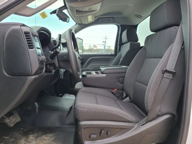 Used 2023 White Chevrolet 1WT image 16