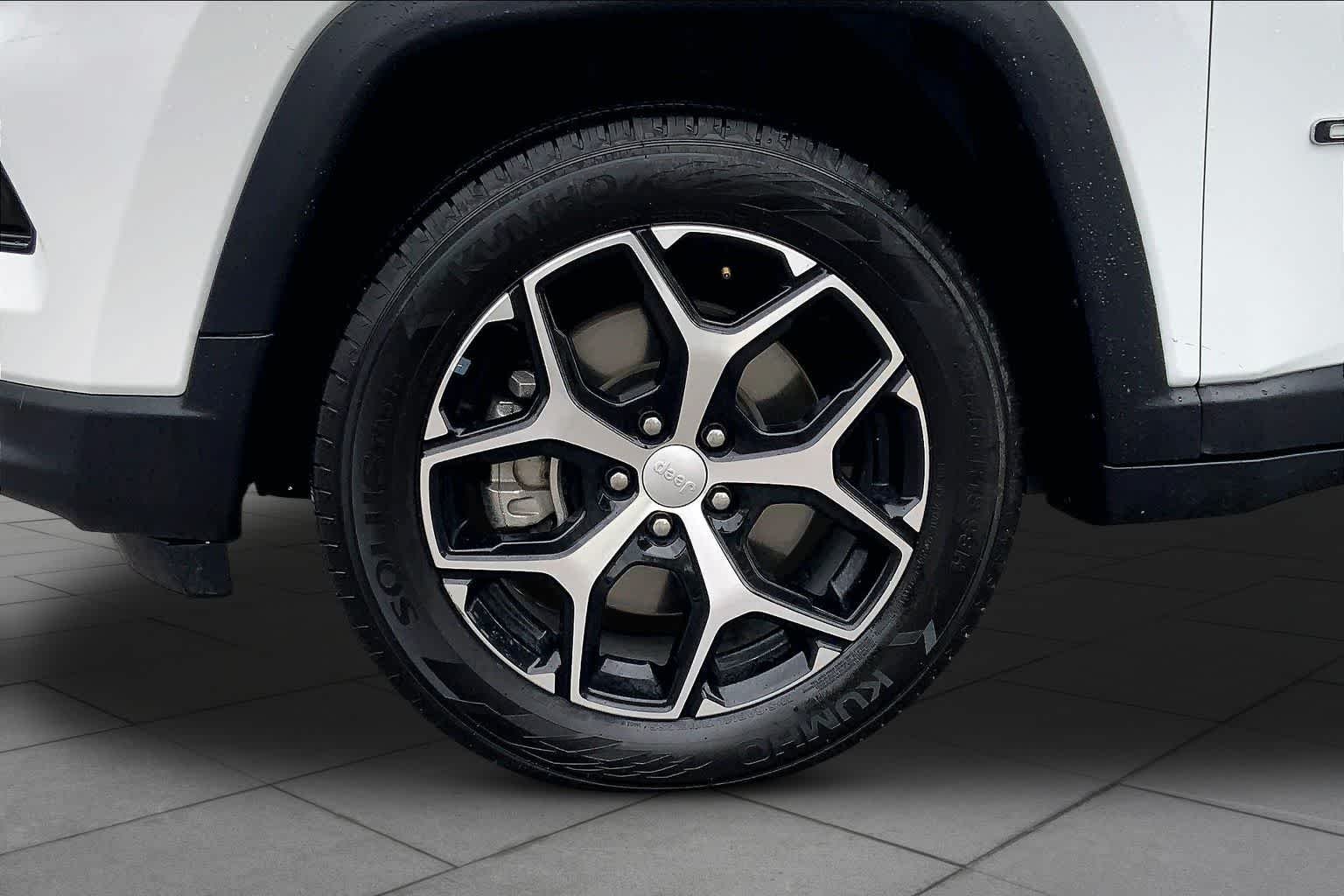 Used 2024 Bright White Clearcoat Jeep Limited image 10