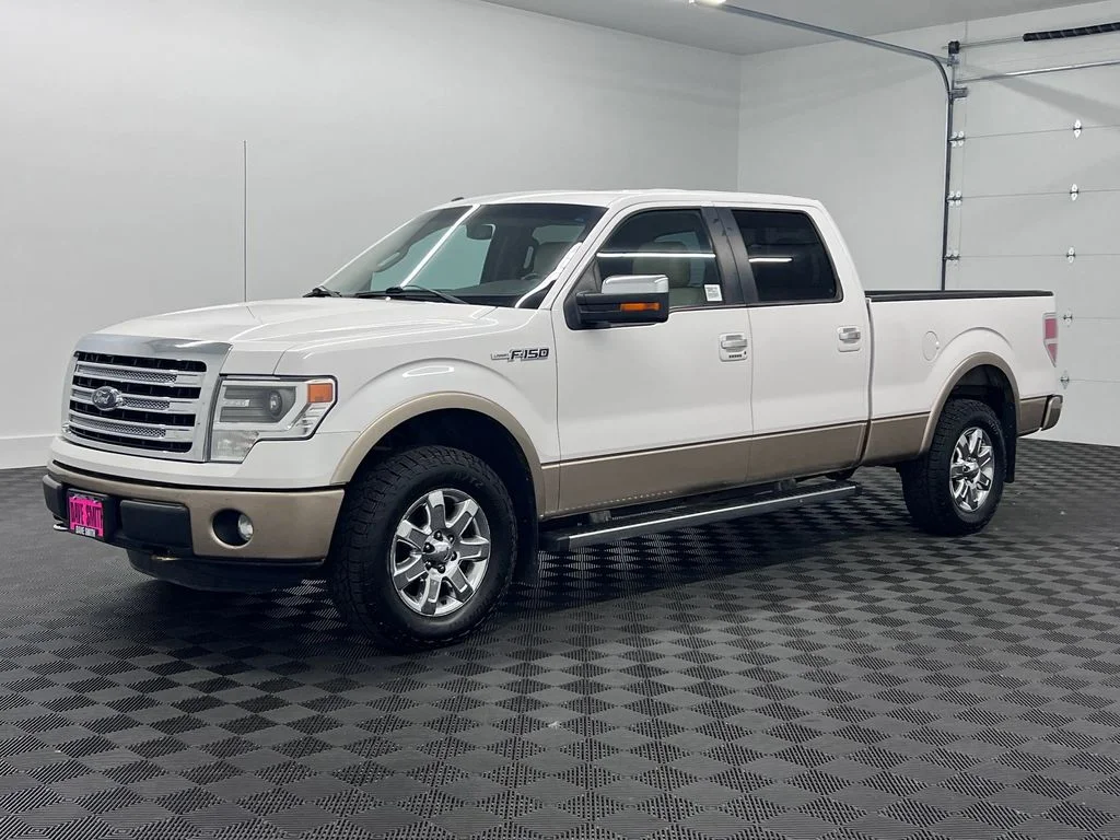 Used 2013 White Platinum Metallic Tri-Coat Ford Lariat image 1