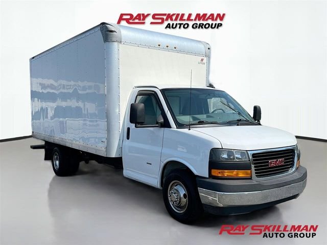2019 GMC Savana Cutaway Work Van