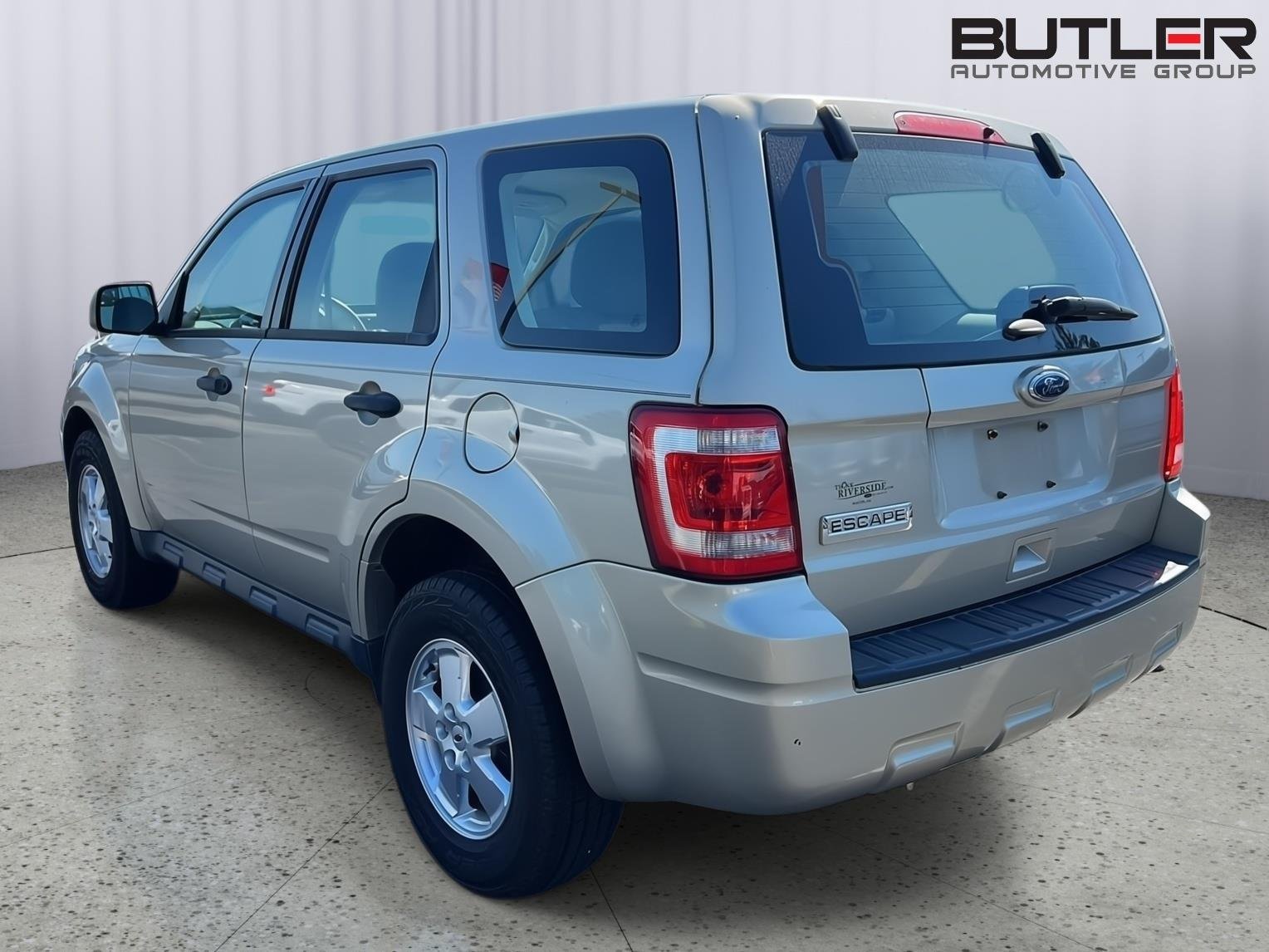 Used 2012 Gold Leaf Metallic Ford XLS image 3