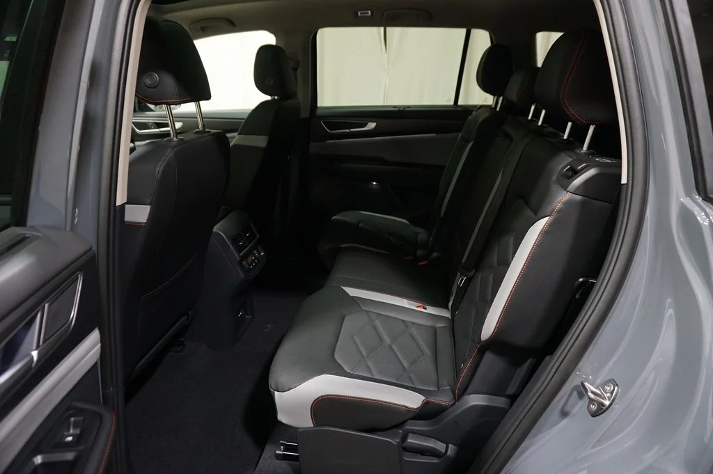 New 2026 Pure Gray Volkswagen Peak Edition image 11