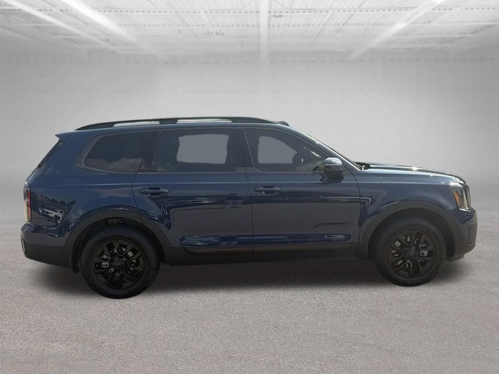 Used 2025 Black Kia SX-Prestige X-Pro image 7