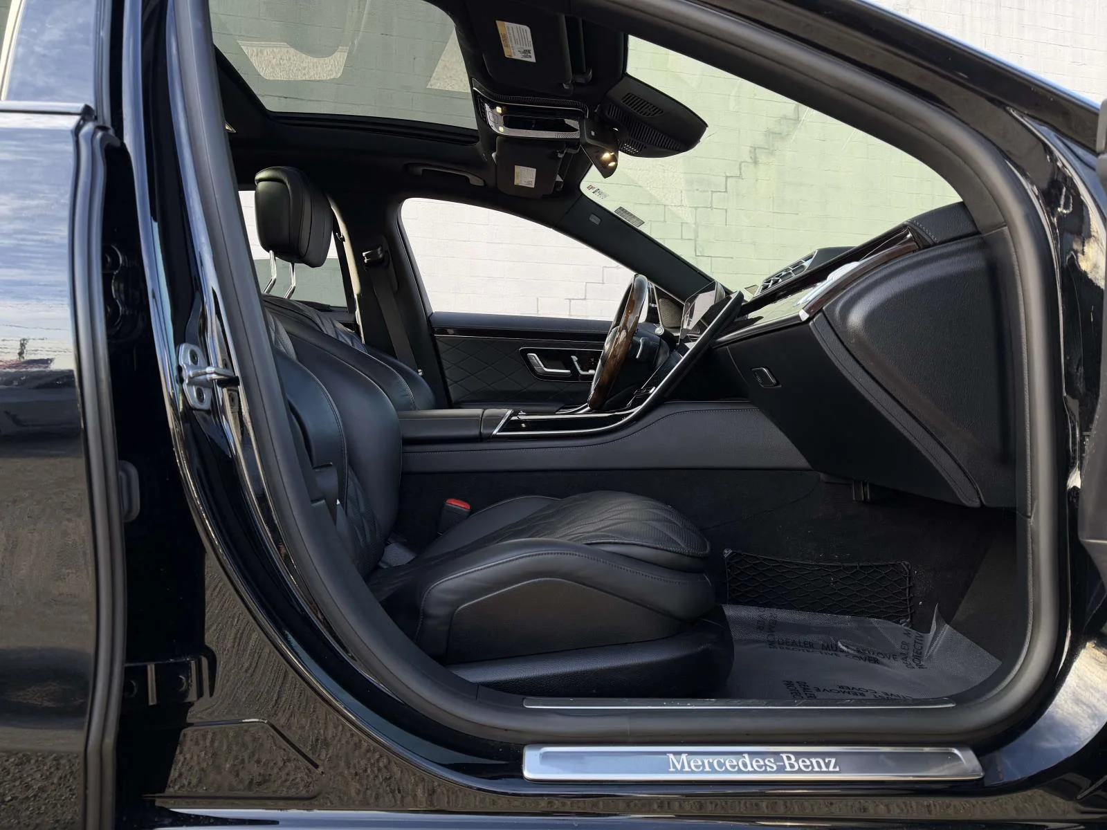 Used 2022  Mercedes-Benz S 500 image 12