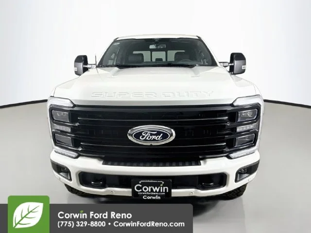 New 2027 Star White Metallic Tri-Coat Ford Platinum image 2