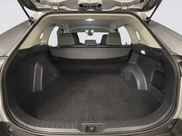 Certified Used 2025 Silver Toyota XLE image 31