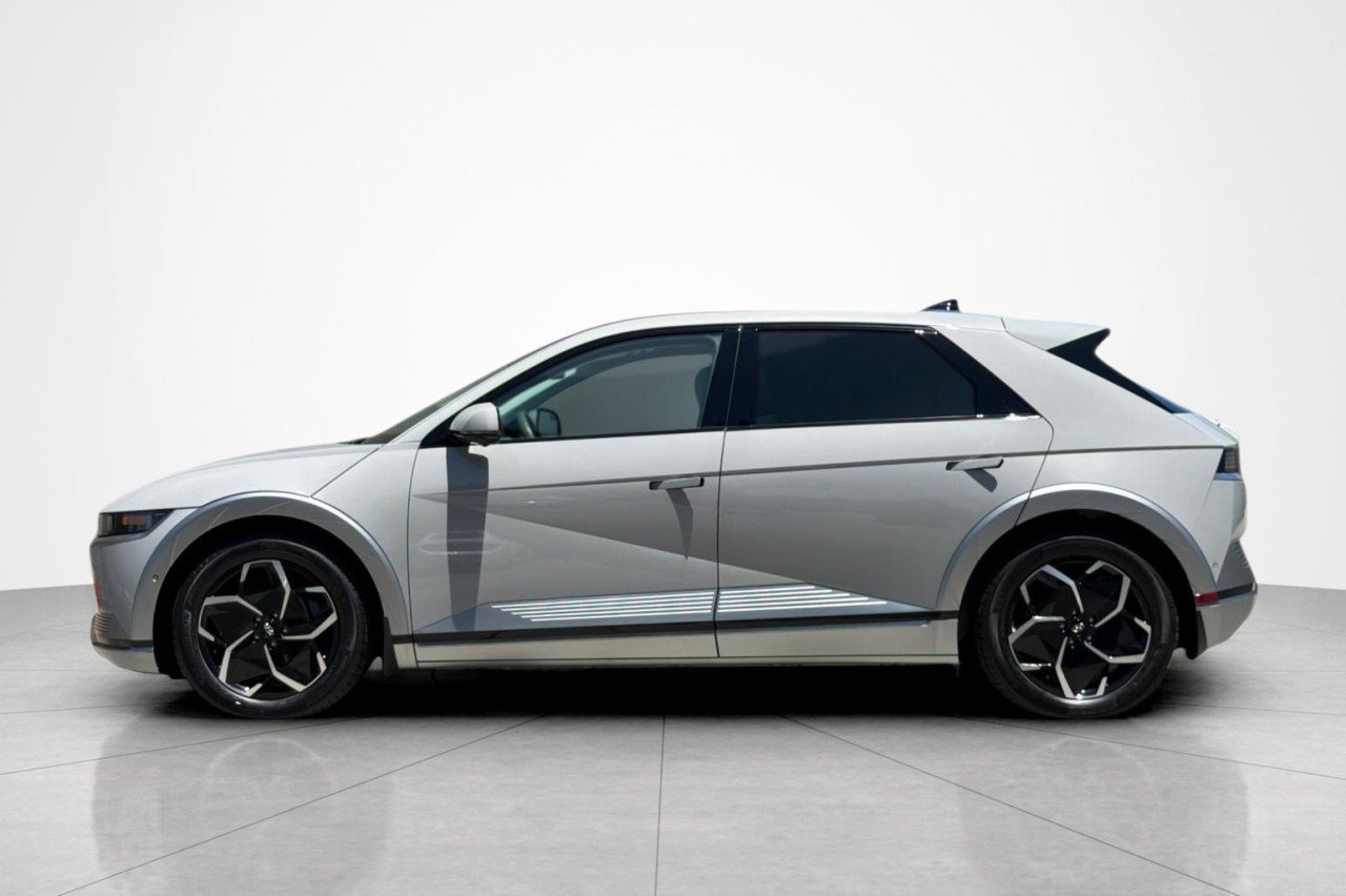 Used 2024 Hyundai IONIQ 5 Limited with VIN KM8KR4DE5RU254106 for sale in Beverly Hills, CA