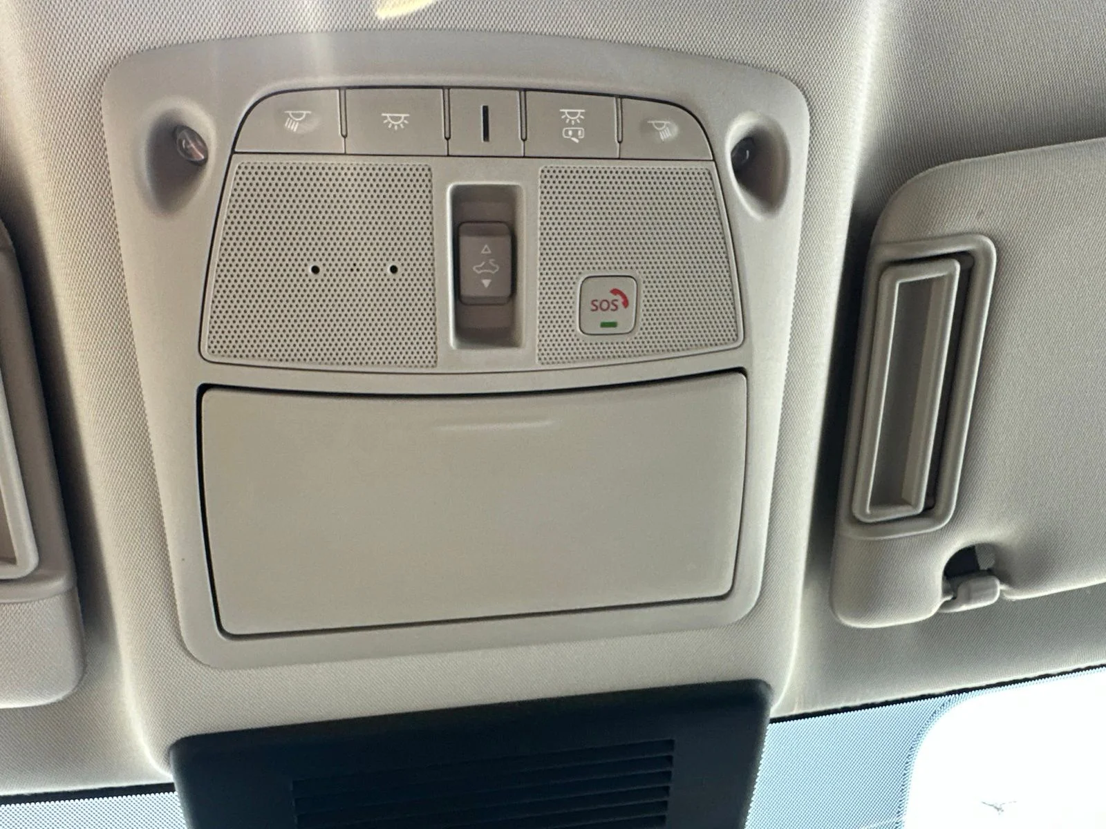 Used 2023 Blue Nissan SL image 89