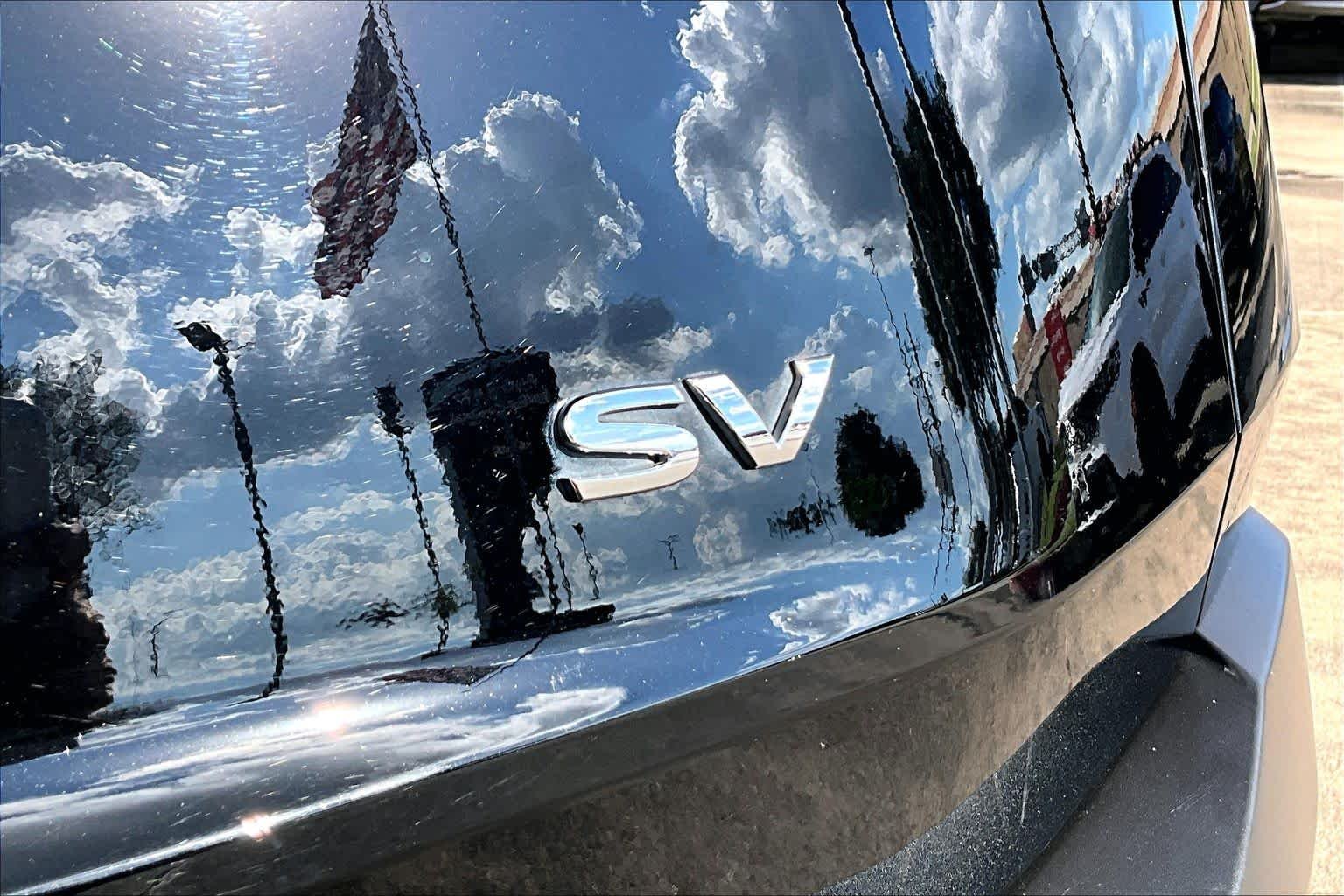Used 2023 Super Black Nissan SV image 8