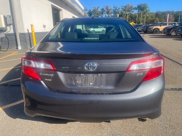 Used 2014 Gray Toyota SE image 4