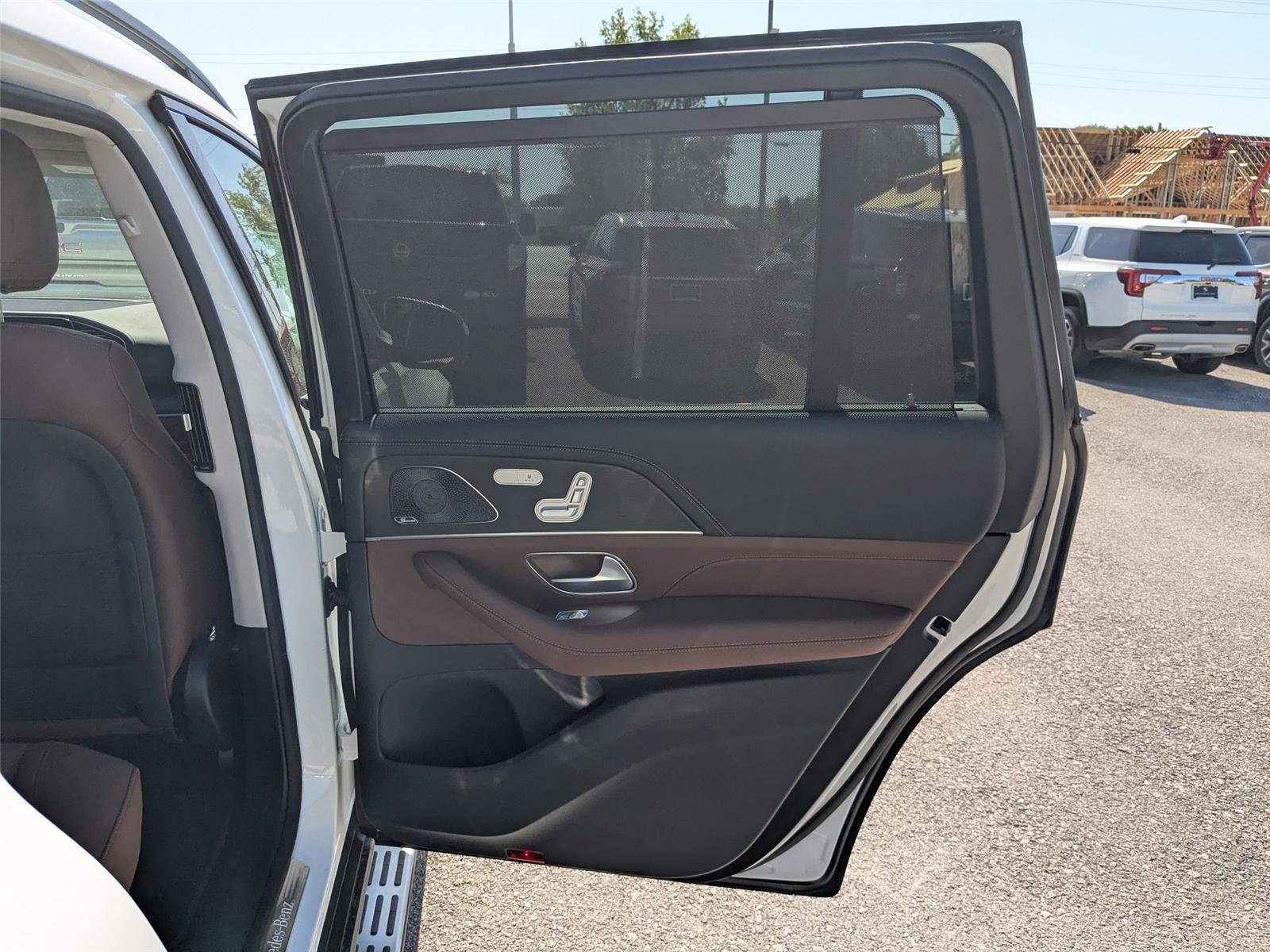 New 2026 Polar White Mercedes-Benz GLS 450 image 30