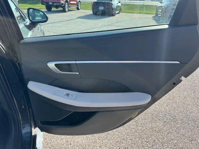 Certified Used 2025 Portofino Gray Hyundai SEL image 26
