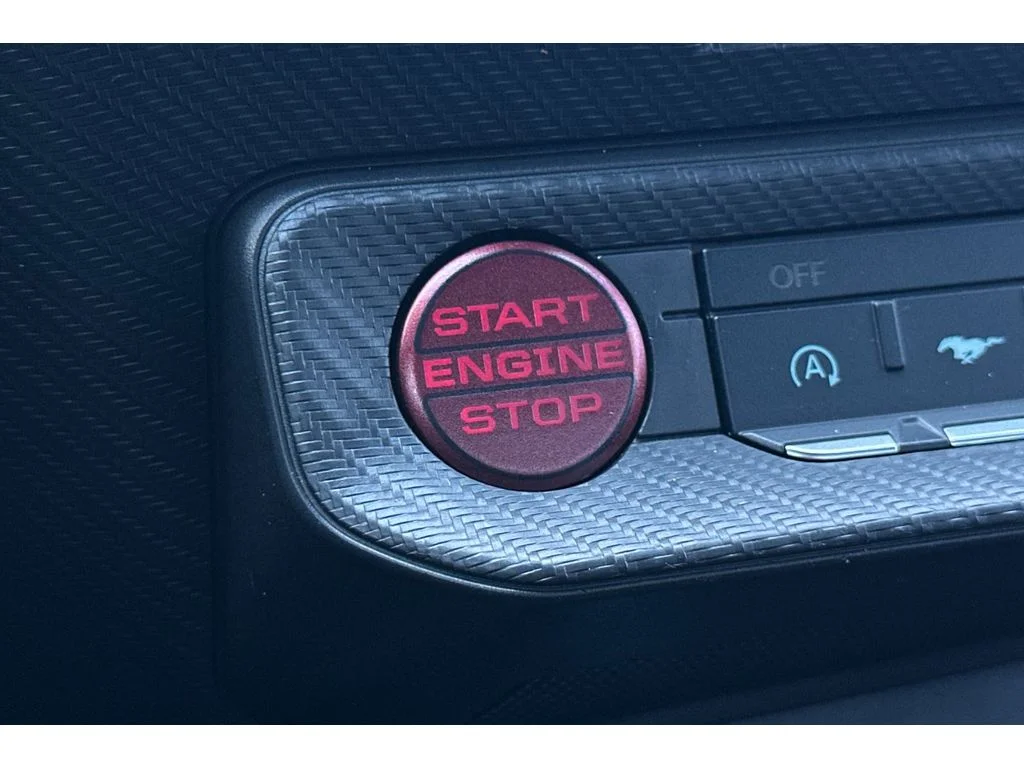 Used 2025 Shadow Black Ford EcoBoost image 31