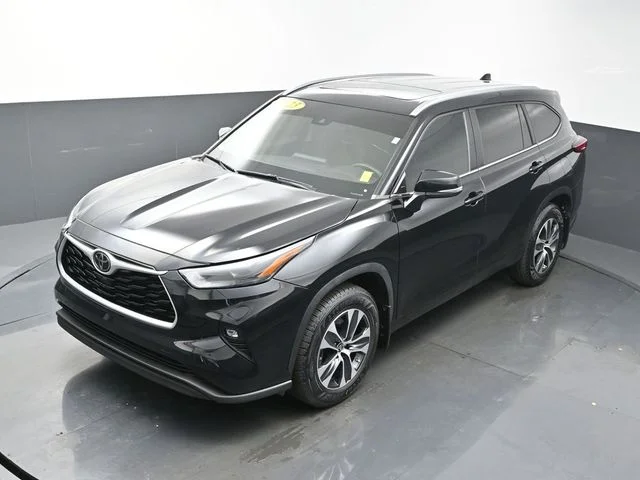 Used 2023 Black Toyota XLE image 42