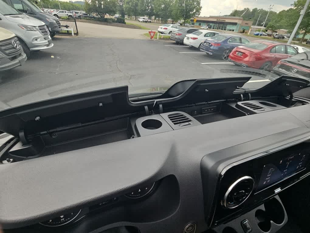 New 2026 Obsidian Black Metallic Mercedes-Benz  image 25