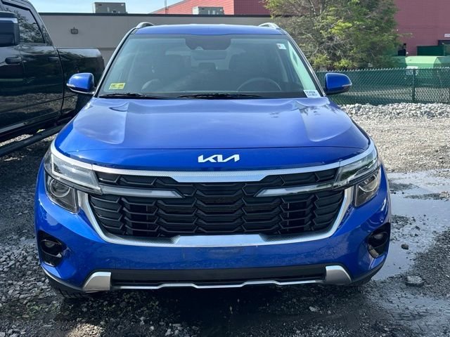 Used 2024 Blue Kia S image 2