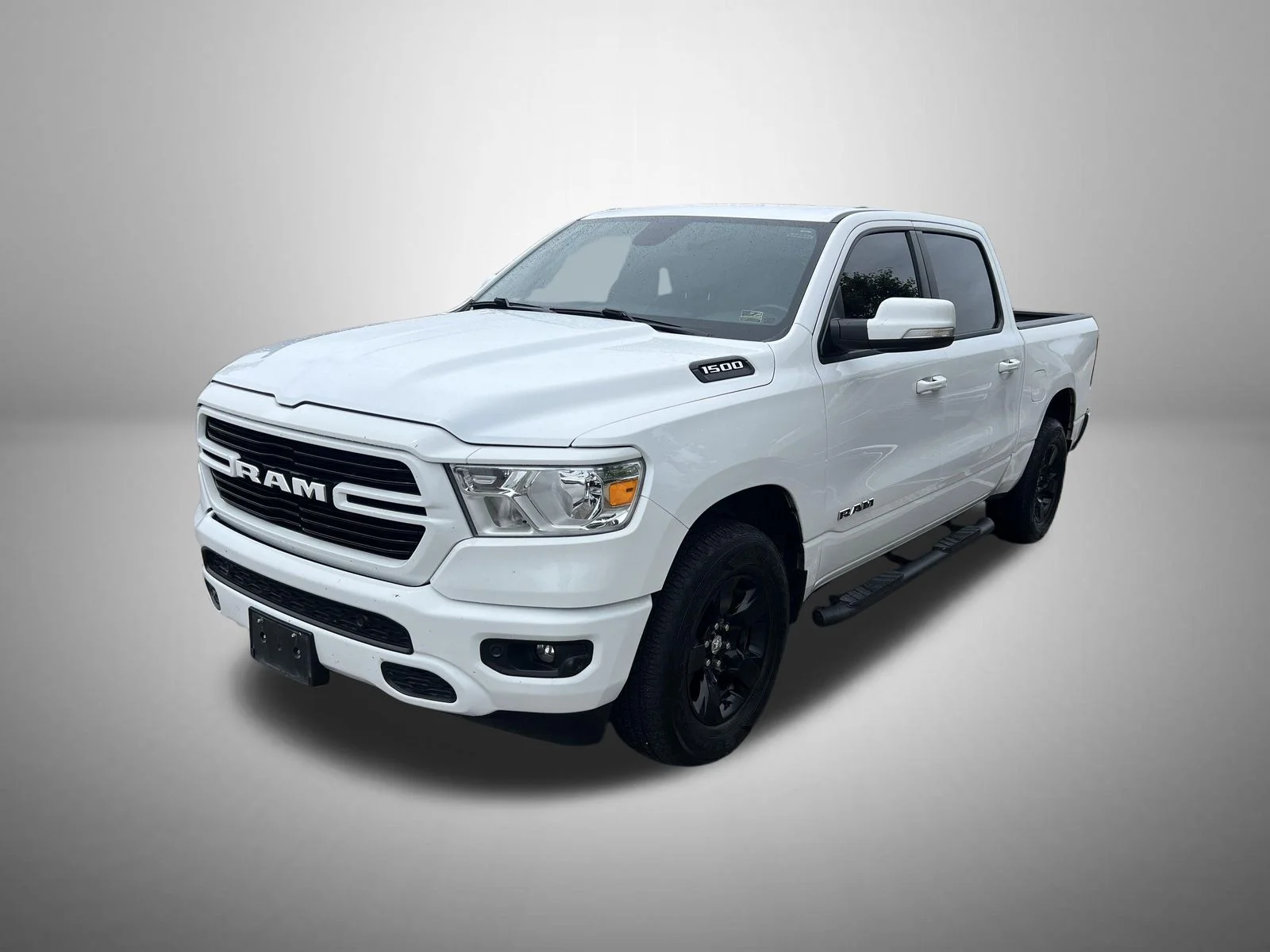 2019 RAM 1500 Big Horn/Lone Star 4x4 Crew Cab 5'7's photo