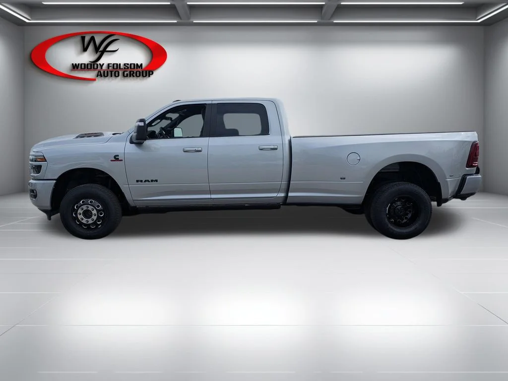 New 2026 Silver-Zynith Exterior Paint RAM Laramie image 8