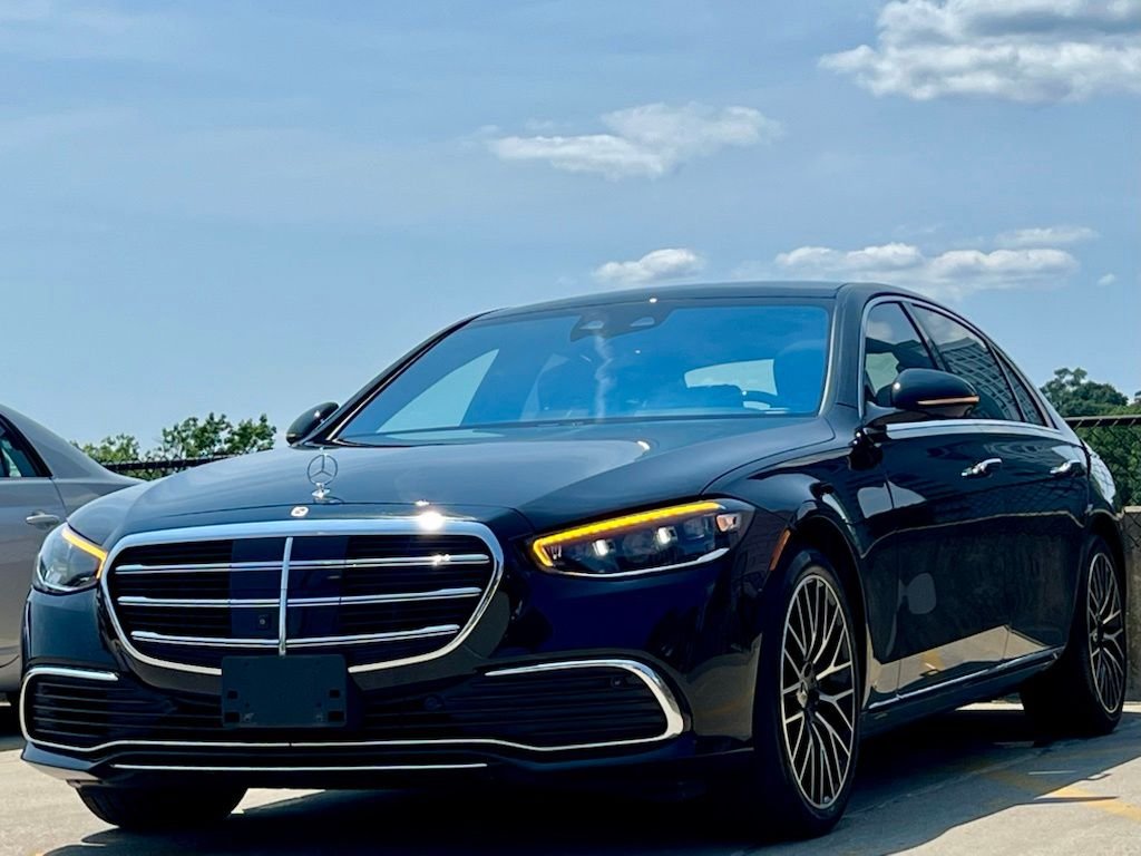 Certified Used 2023 Black Mercedes-Benz S 580 image 4