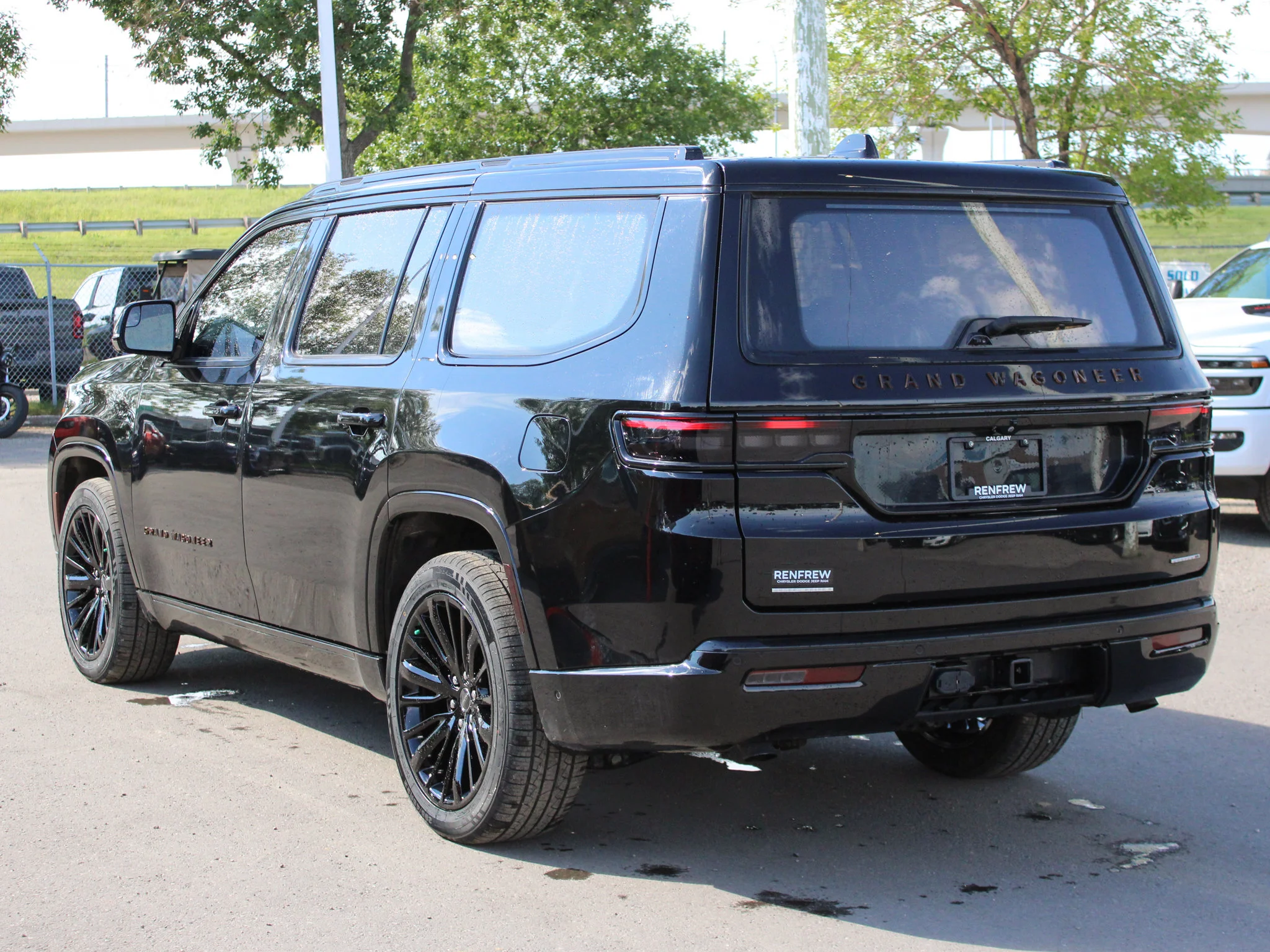 Certified Used 2023 Black Jeep Series III * 510 HP | Twin-Turbo | Apple CarPlay | Massage Seats | Adaptive Cruise image 13