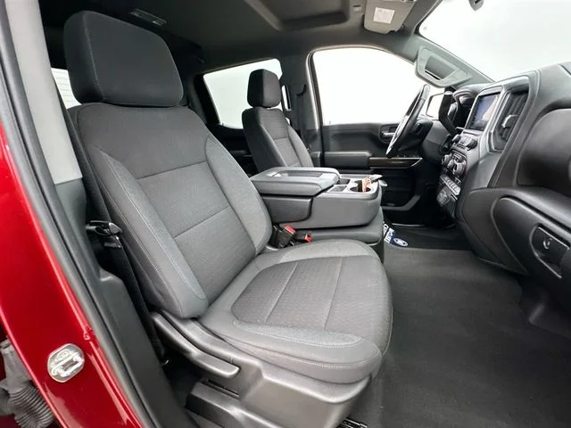 Used 2022 Red Chevrolet RST image 15