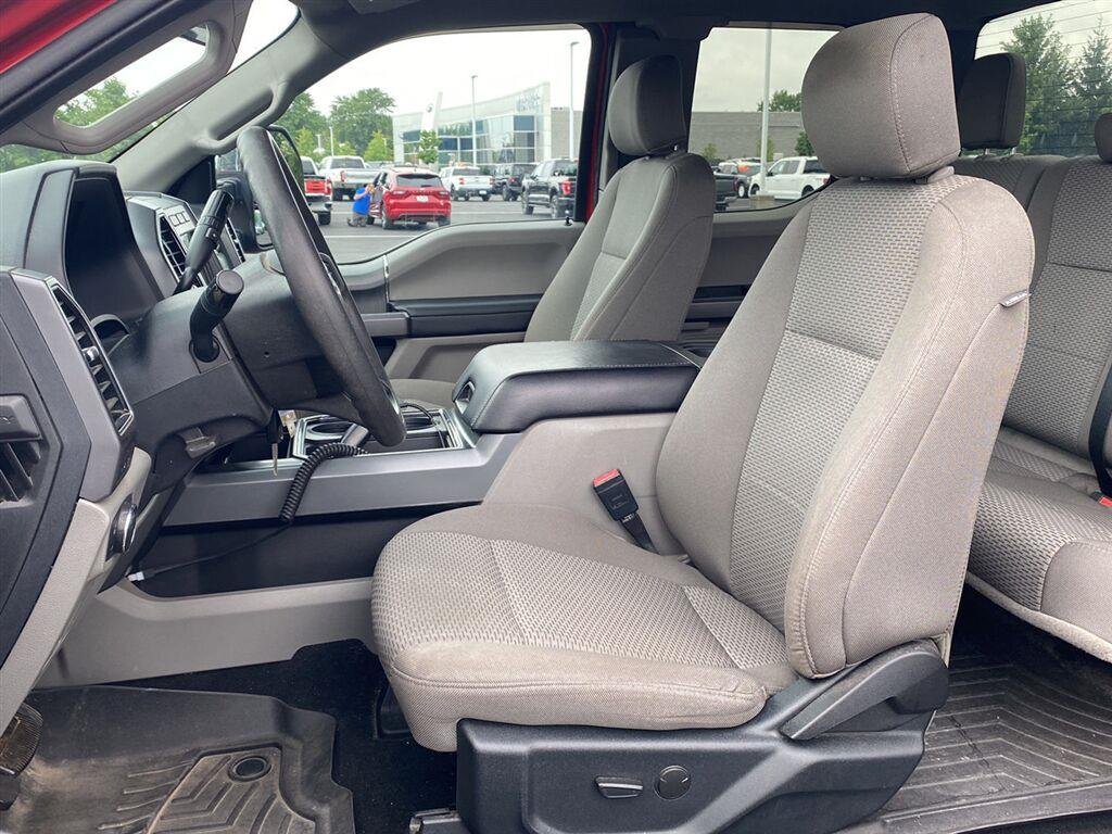 Used 2020 Rapid Red Metallic Tinted Clearcoat Ford XLT image 2